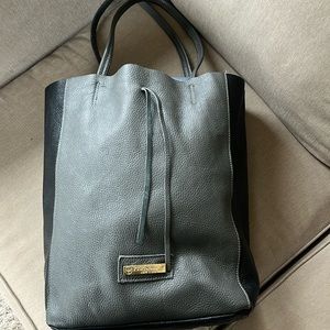 Persaman Leather New York Gray and Black Tote Bag